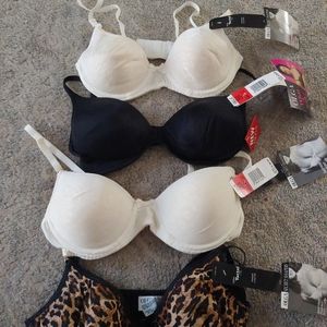 nwt olga lot padded bras